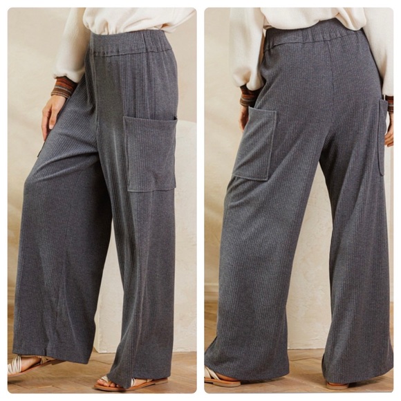 A Girl Thing Pants - ❤️ Comfy charcoal ribbed palazzo pants